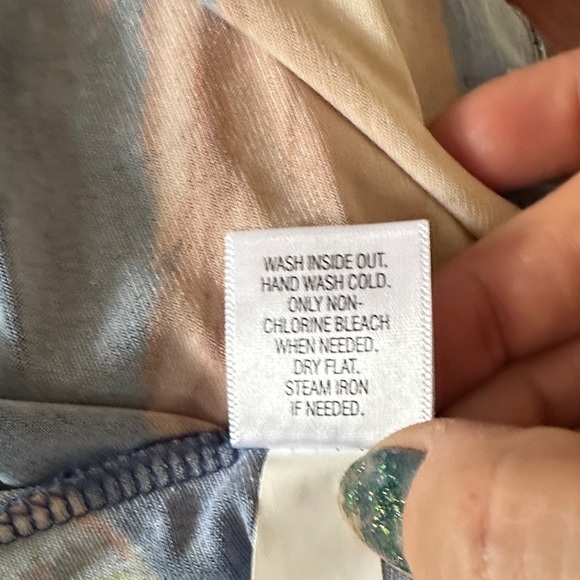 Simply Vera Vera Wang Asymmetrical Blue and Cream Dress size medium - Picture 7 of 7